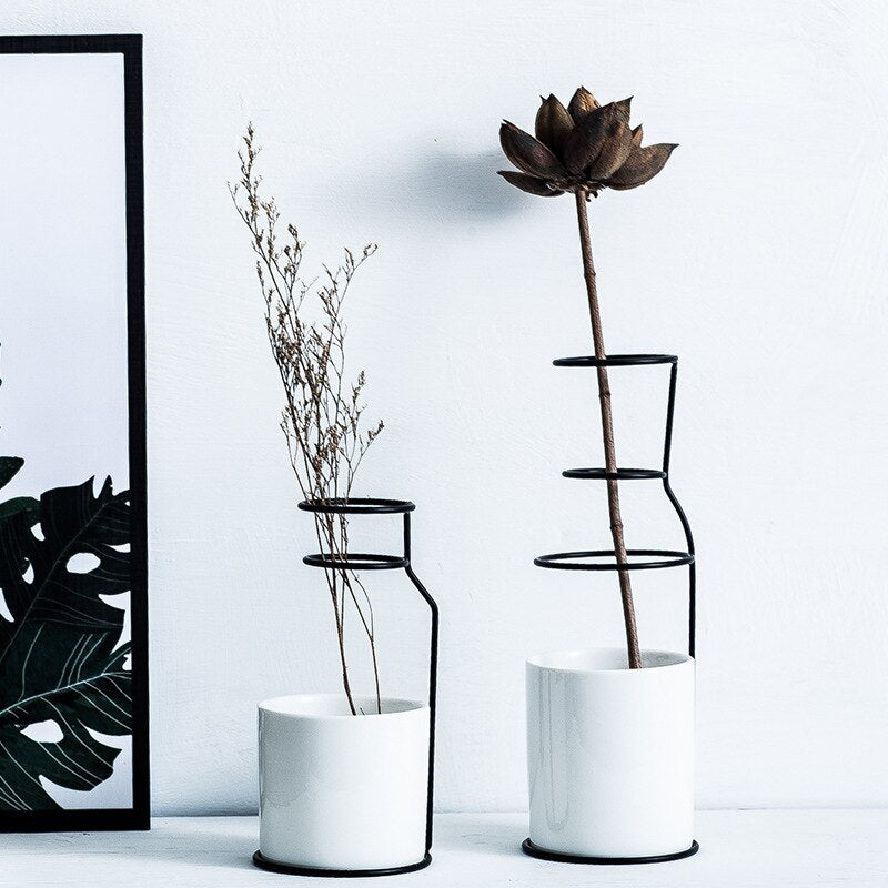 Ceramic Black Iron Vase - myHerb